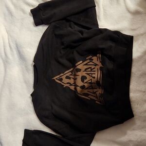 Long sleeve crop